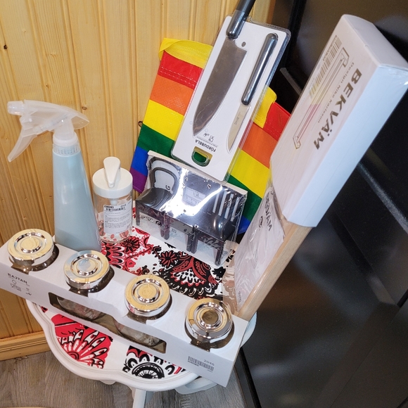 A lot of IKEA products asrtd kitchen n decor items - Picture 2 of 16